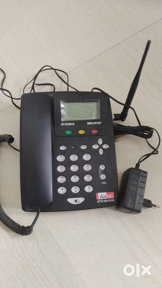 Telephone with antina