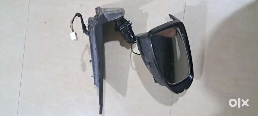 Honda amaze mirror assembly