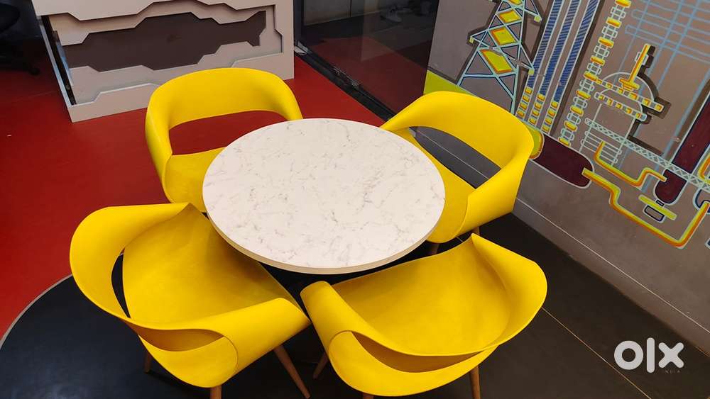 1 table & 6 chairs Restaurant Dining chair / cafe chair table -