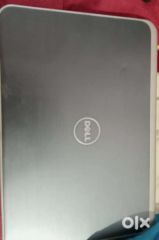 Dell Laptop,very good condition interested people only contact, me