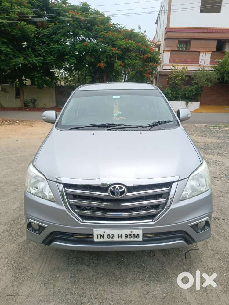 Toyota Innova 2.5 VX 8 STR, 2015, Diesel