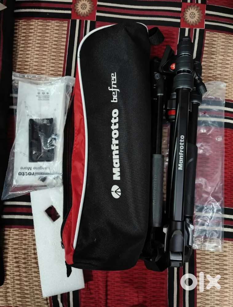 Manfrotto Tripod/ Tripod for camera and mobile phone