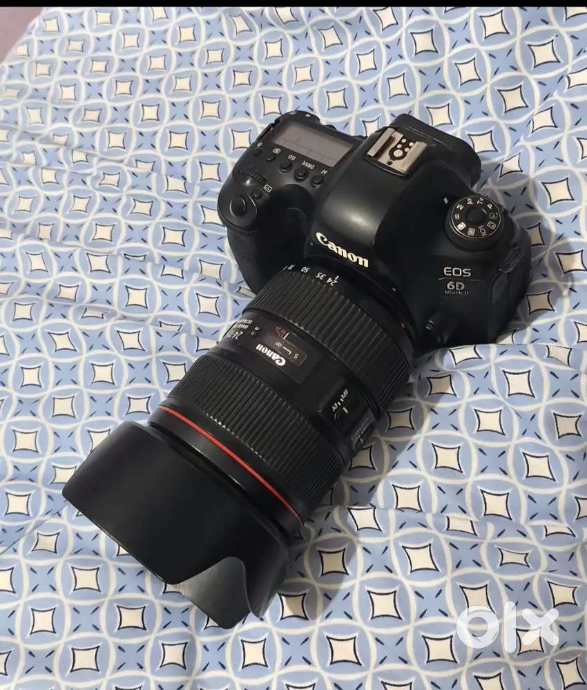 Canon 6D Mark 2 Camera