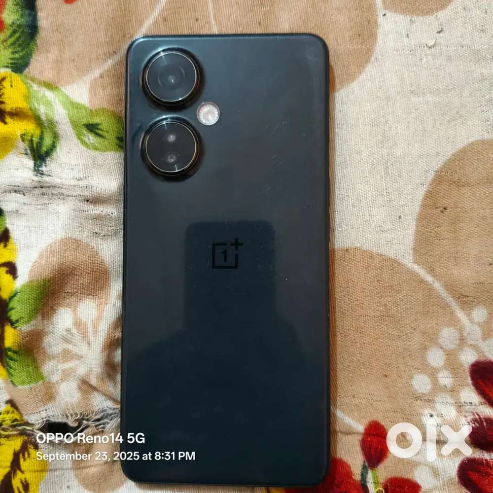 One plus ce3lite