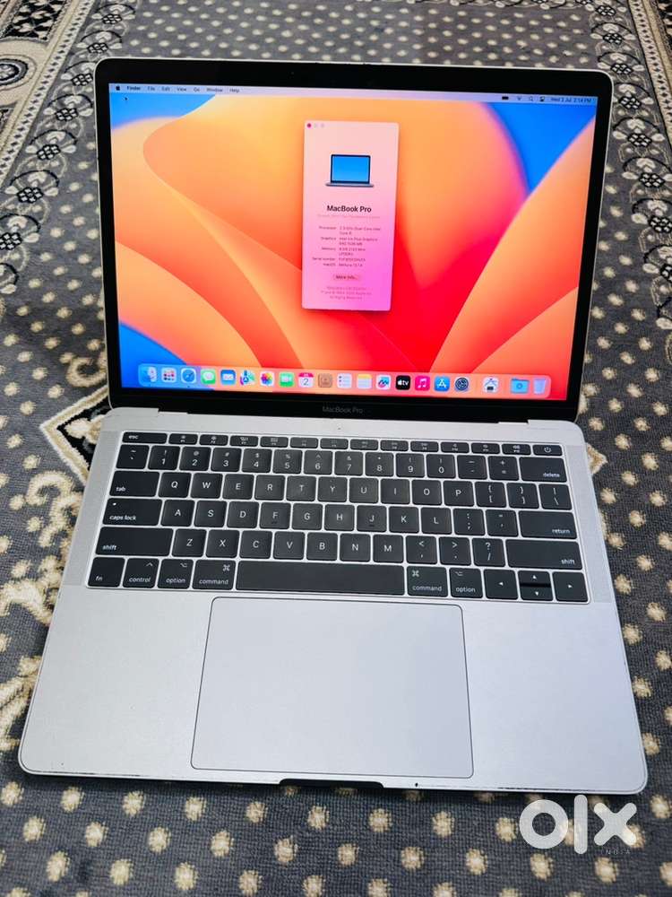 MacBook Pro very rare use incredible condition