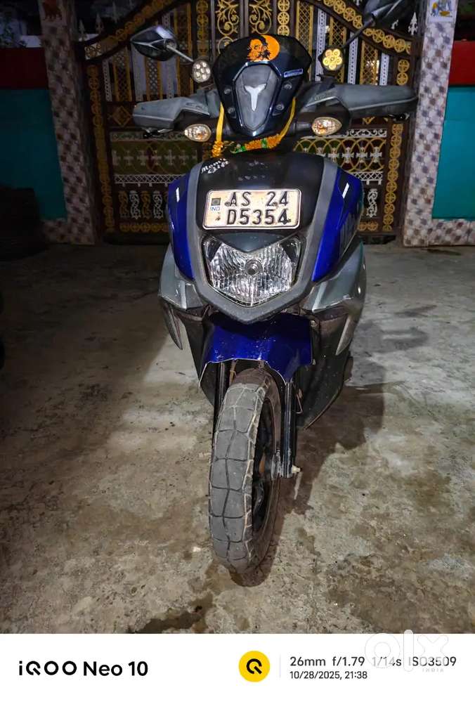 Very good condition and minor scratches and all documents up to date