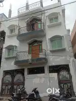 Bachelor's accomodation for students and working employees boys only.