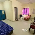Pg for girls available with tiffin