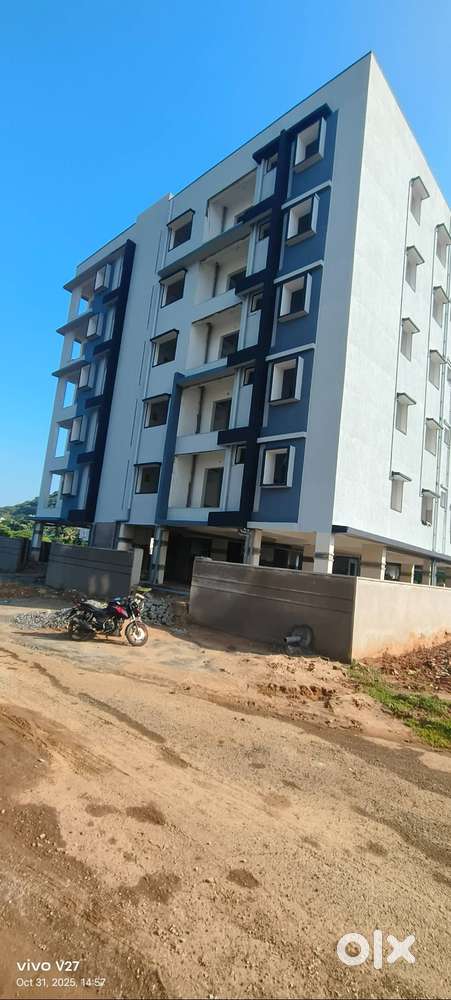Apartment For Aganampudi prime location