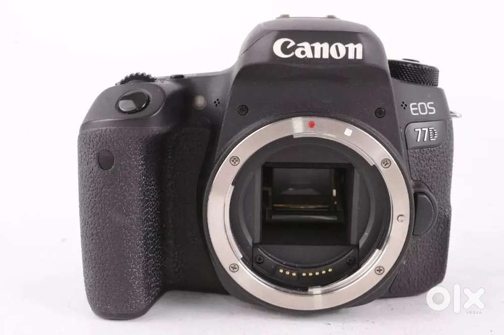 Canon 77D with 18-55mm  lens