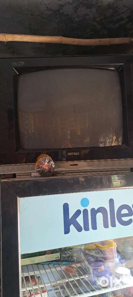 T v 24 inch