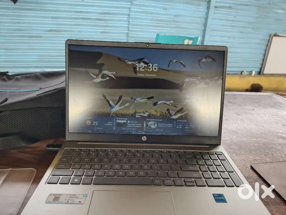 Hp laptop 6  month old sell