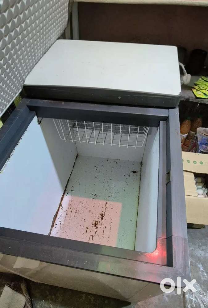 Voltas deep Freezer 420ltr