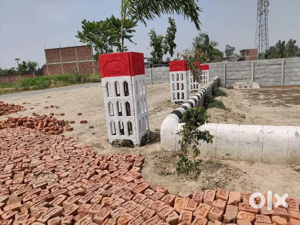 अंशल एपीआई के पीछे प्लॉट ले बहुत ही बेहतरीन लोकेशन में बैंक लोन भी