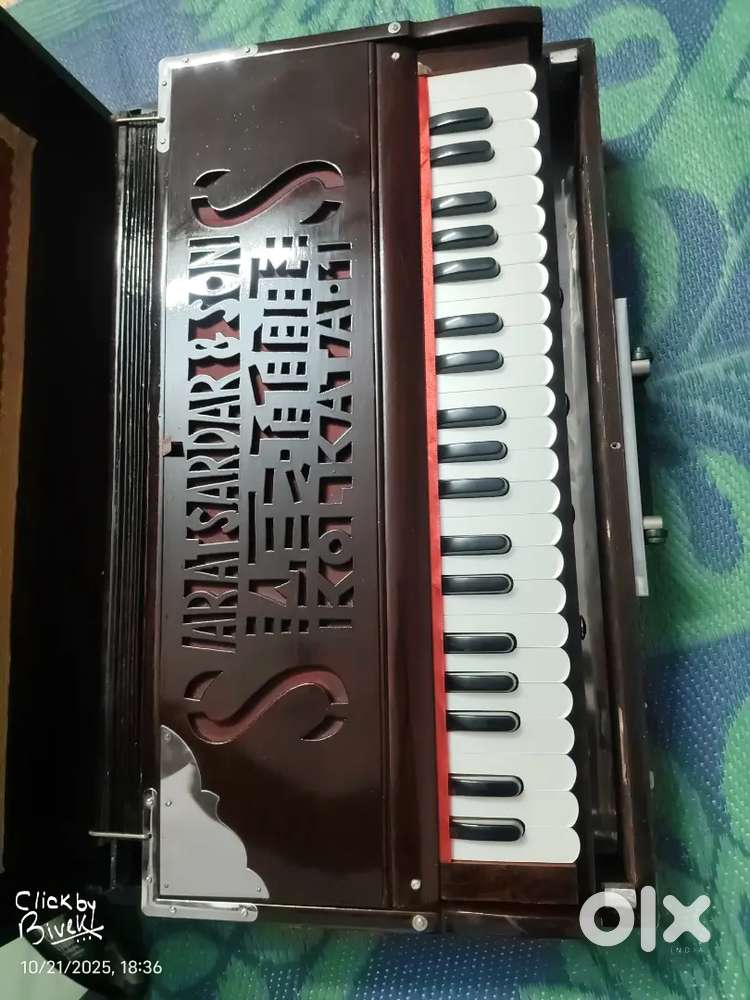 HARMONIUM NEW CONDITION