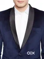Theme Blue velvet blazer