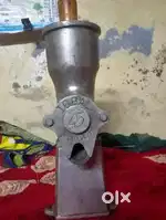 Juicer machine