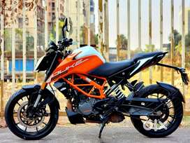 KTM DUKE 125 ABS 2021 IN MINT CONDITION AD BIKEBAZAR ktm 200 rc 200