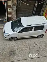 Maruti Suzuki Wagon R 2017 CNG Company Fitted with Alloy Wheels