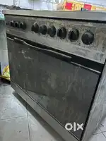 Cooking Range with 4 burners