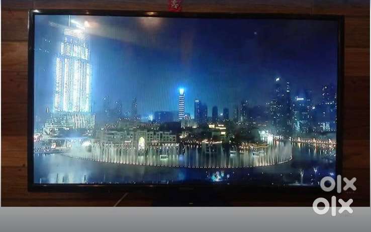 Sumsung smart led tv 42 inch