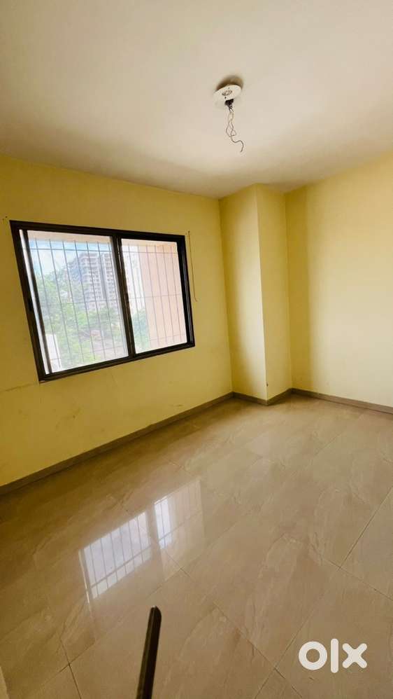 2 Flatmate searching for 2nd bedroom