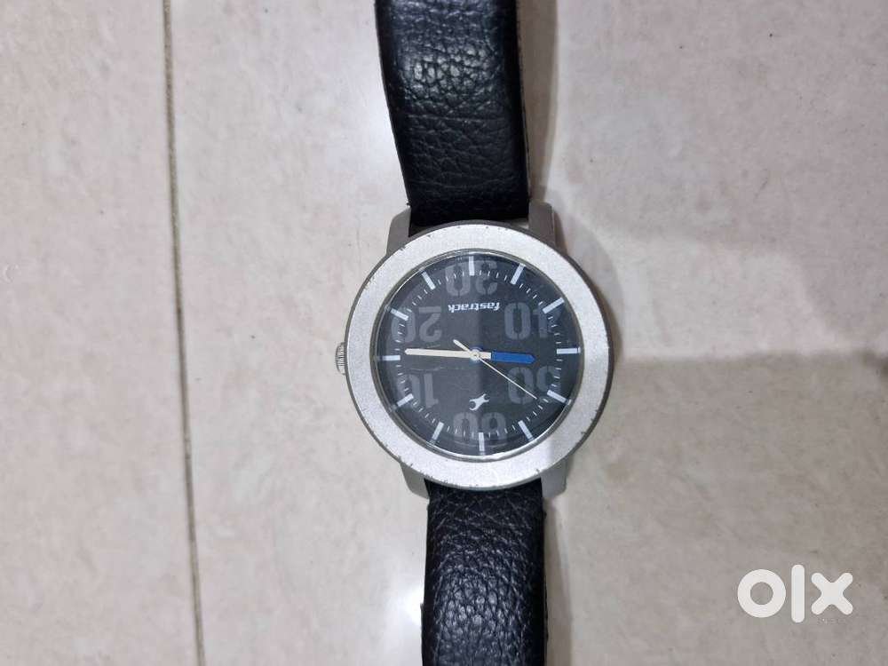 Fastrack watch(DD891)