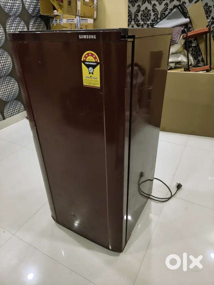 Medium sized fridge