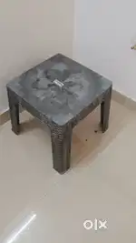 Table  2x2 size