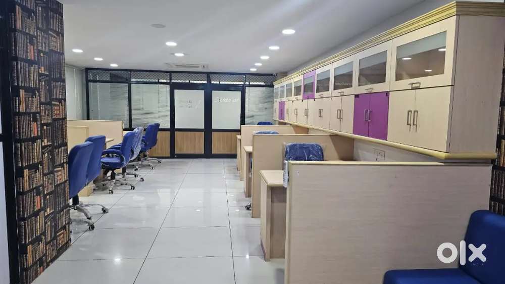 Main Roadface 920sqft furnish office for rent at vasna bhayli road