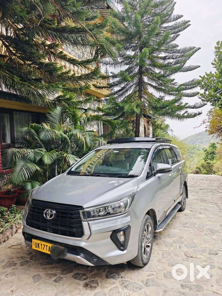 Toyota innova crysta 2.4 G AT 78k driven