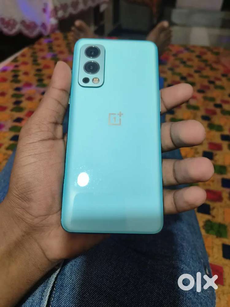 Oneplus nord 2 8 gb ram 128 room