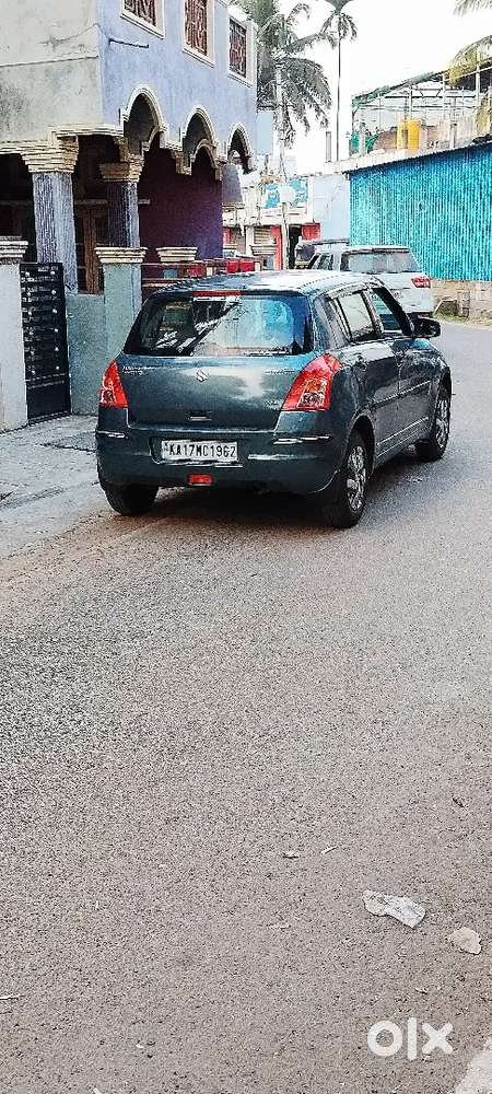 Maruti Suzuki Swift 2010 Petrol Well Maintained