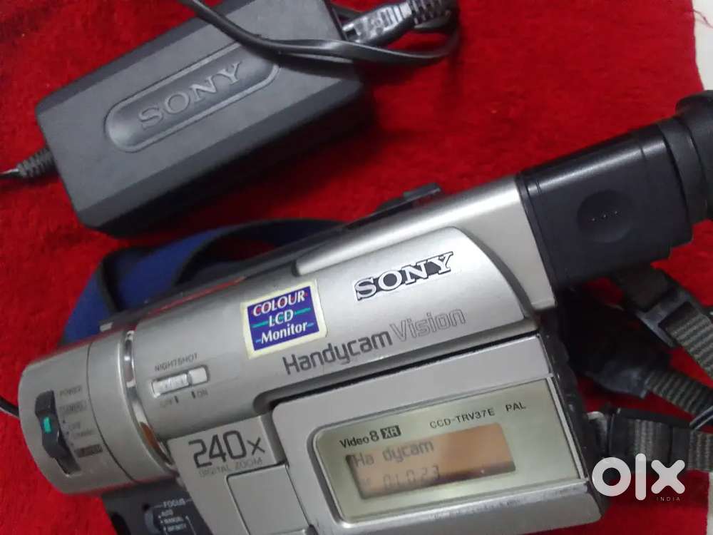 Sony video8 analog handycam