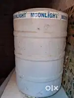 Water tank 100 litres with lid and tap
