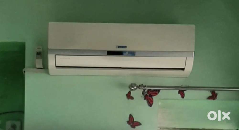 BLUE STAR 1.5 TON AC