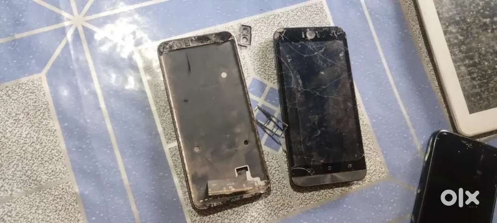 I buy damaged phones
