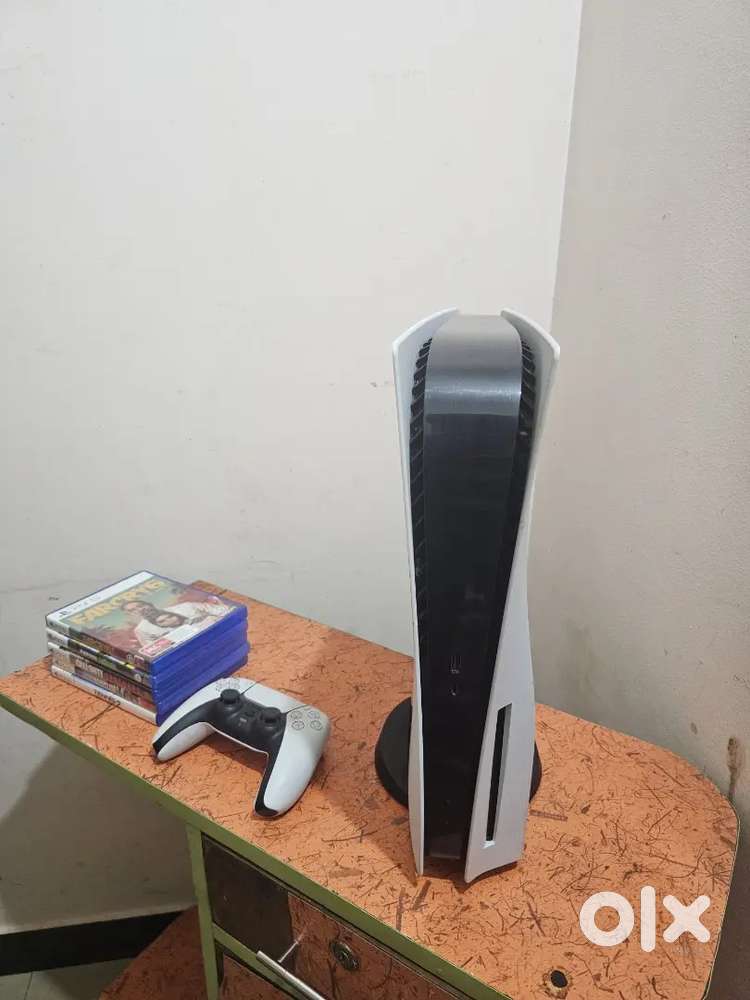 Ps5 with 5games