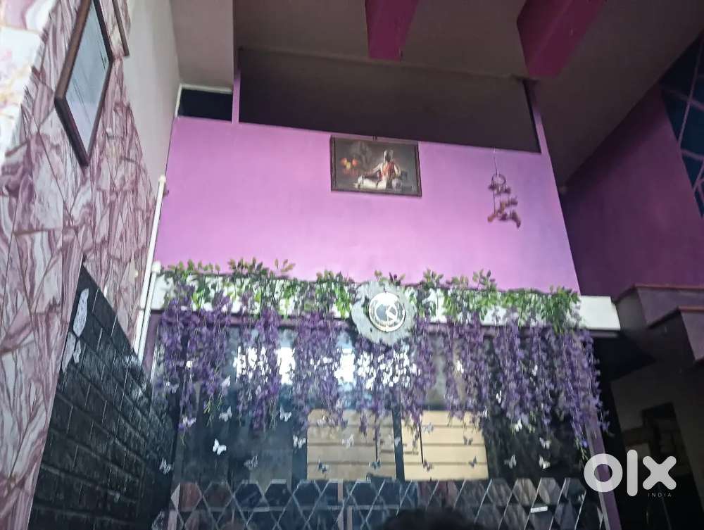 Shop sharing with tattoo studio