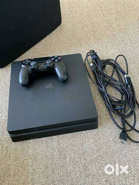Ps4 slim jellbrk with 50 games