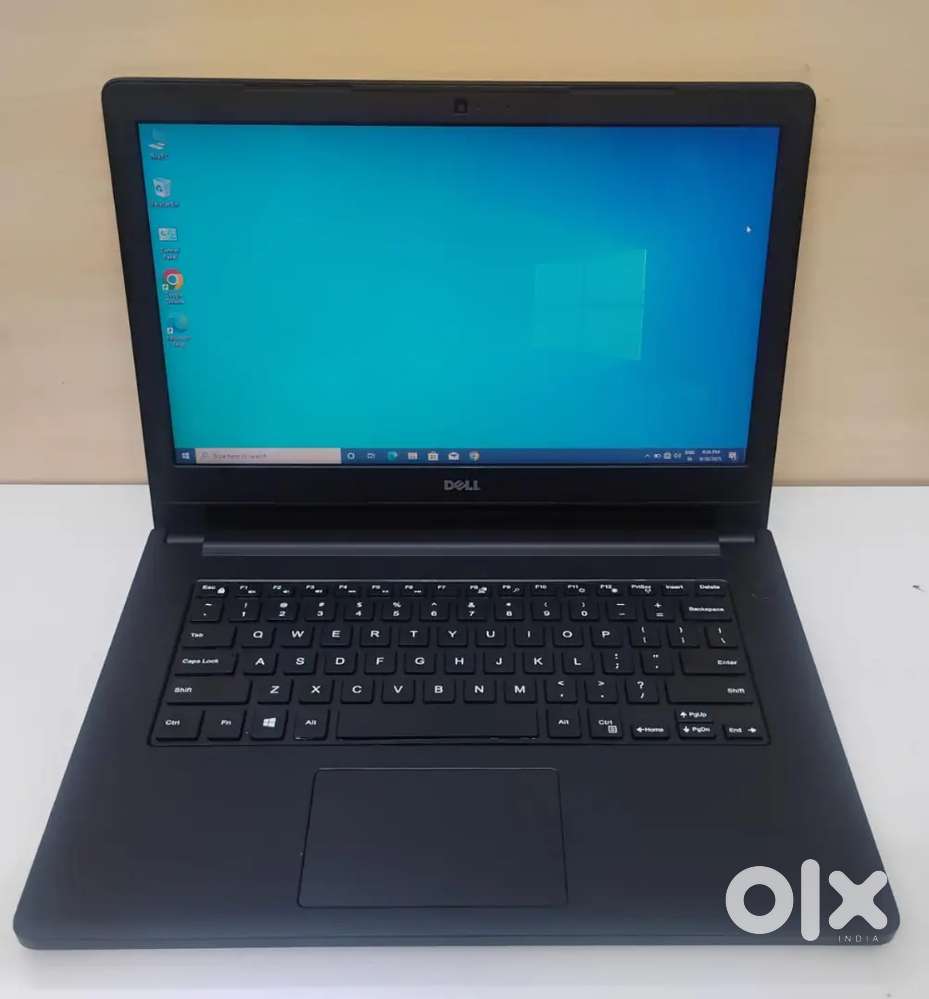 SELLING DELL i5 LAPTOP,8GB RAM,256GB SSD interested people message me