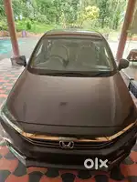 Honda Amaze 2023 Petrol 5668 Km Driven