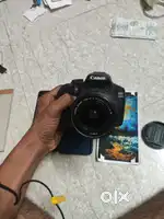 CANON 2000D