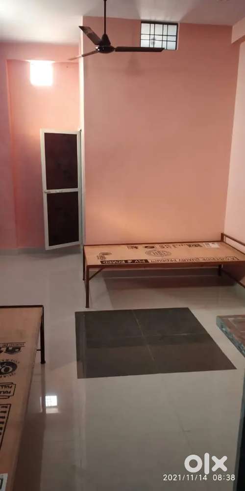 Rooms available for bachelor boys or single men with24x7water facility