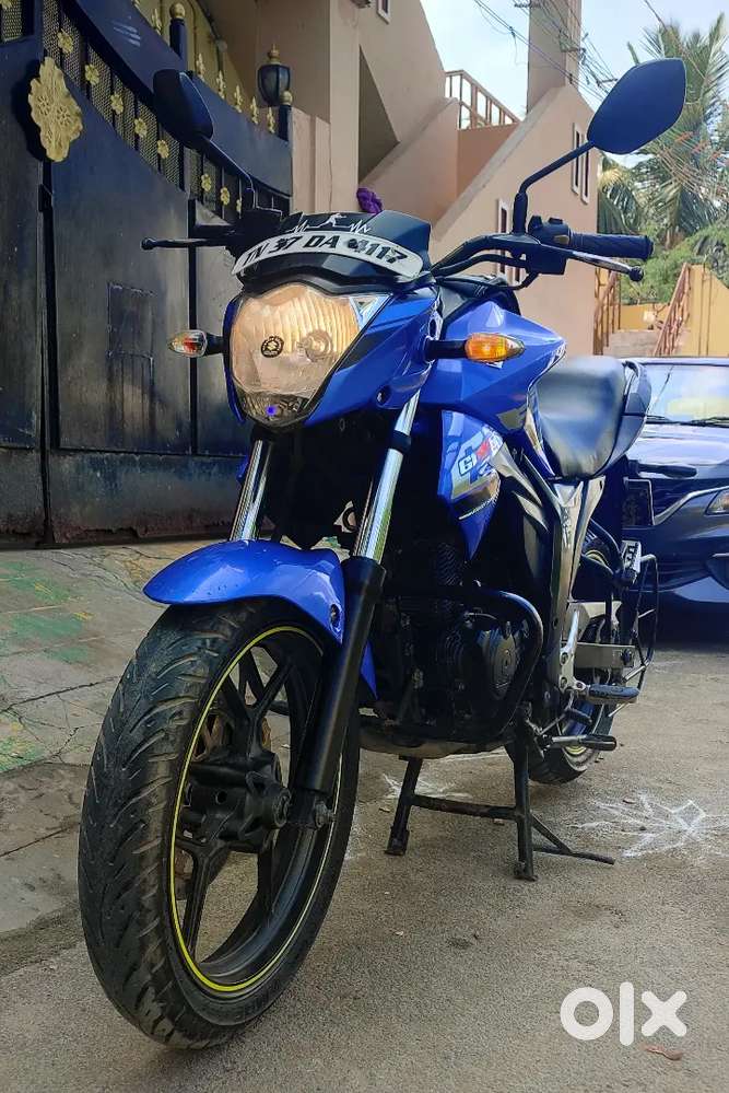 2017model, gixxer155cc 2disc, very good condition bike, milage 50km