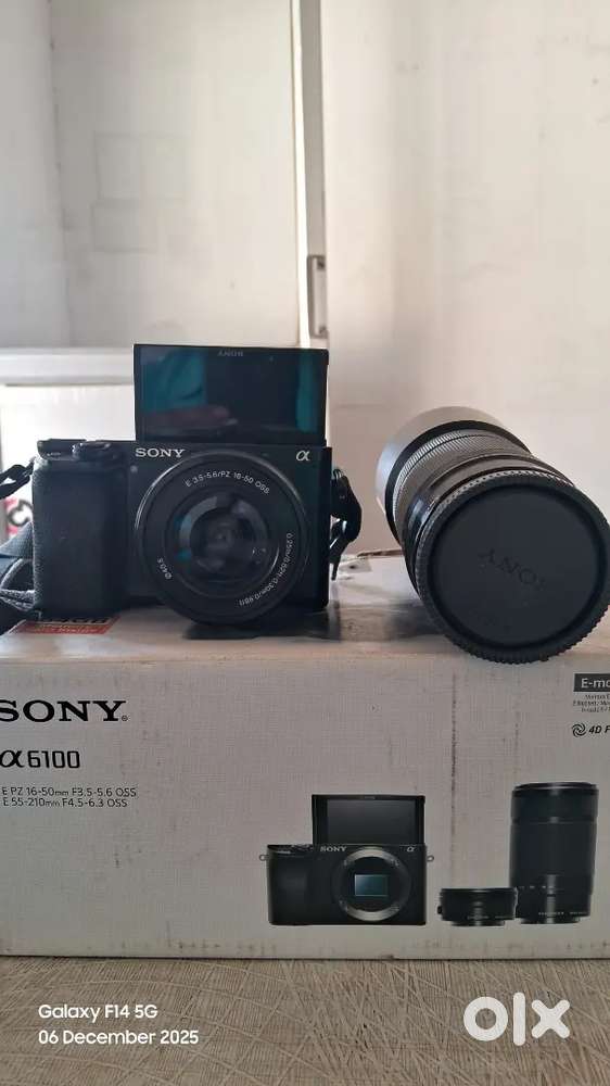 Sony a6100 mirrorless camera excellent condition with low shuttercount