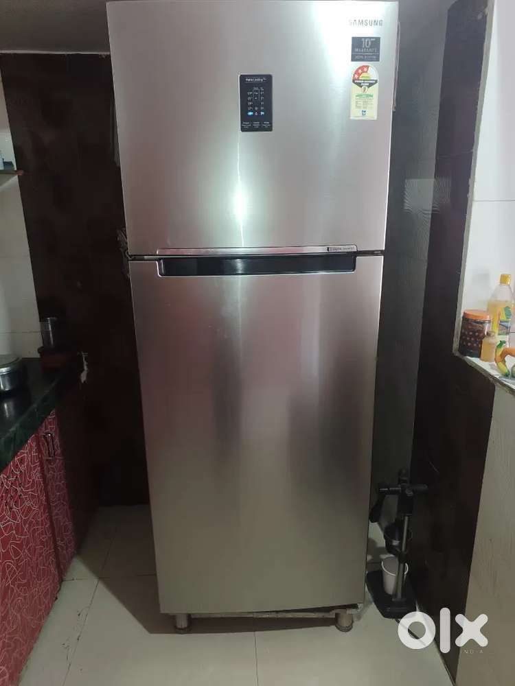 Samsung REFRIGERATOR