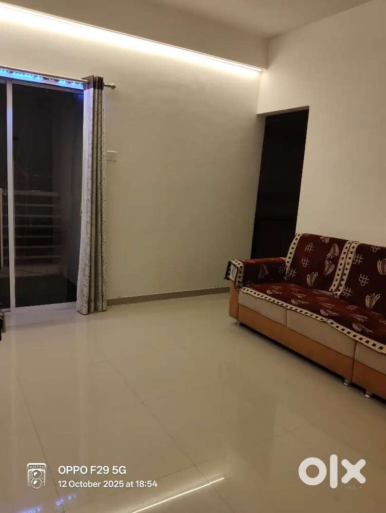 1BHK Semi Furnished Flat Available For Rent