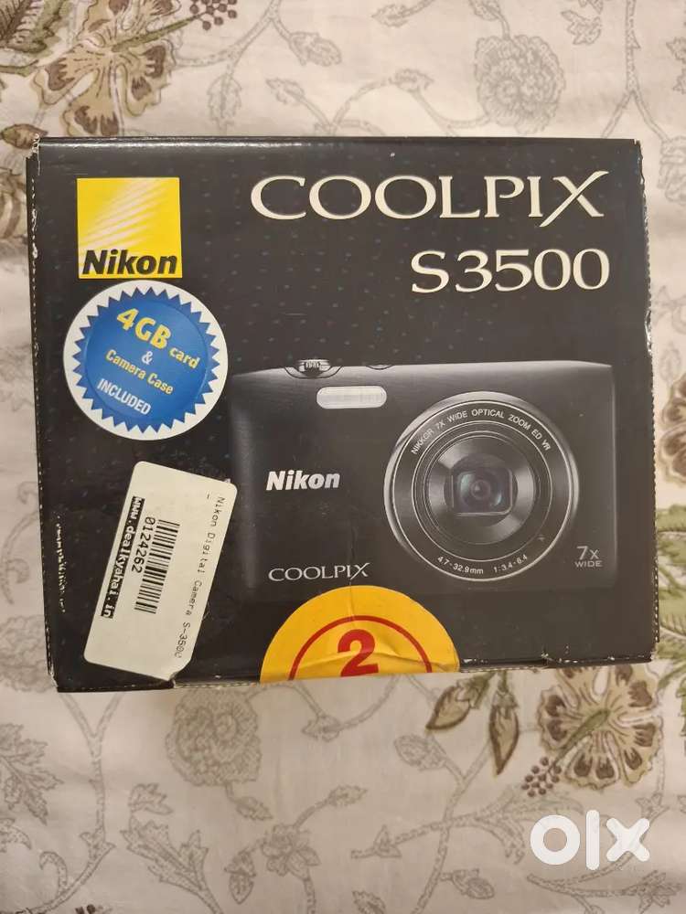 NIKON COOLPIX S3500