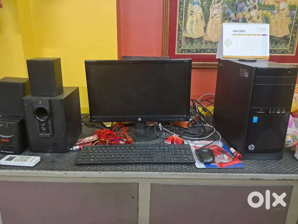 Hp Computer with Speakers